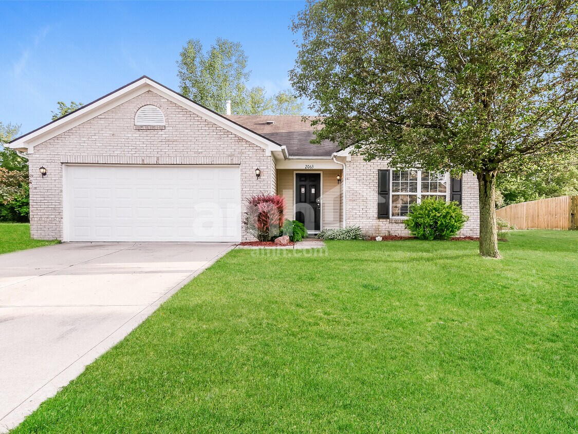 Foto principal - 2063 Meridian Springs Ln