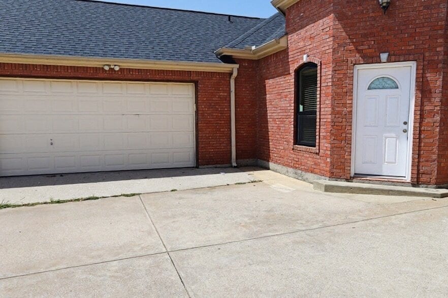 Photo - 234 Bayne Road Unit B