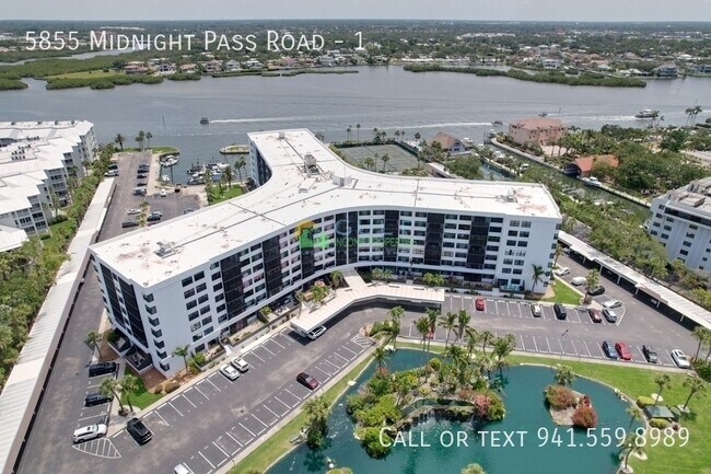 Foto del edificio - 5855 Midnight Pass Rd