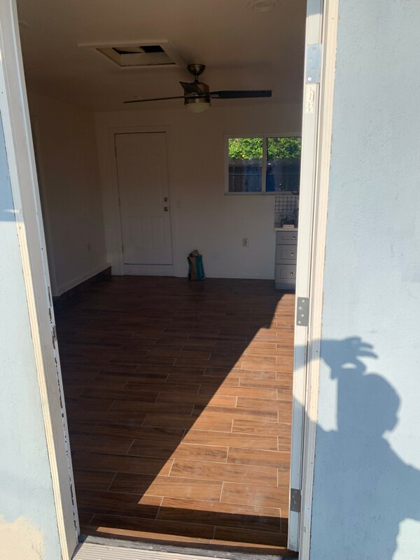 Foto del edificio - 519 W 219th St