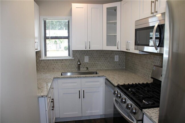 Foto del edificio - 211 Goshen Ln