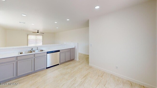 Foto del edificio - 2574 W Southern Star Dr