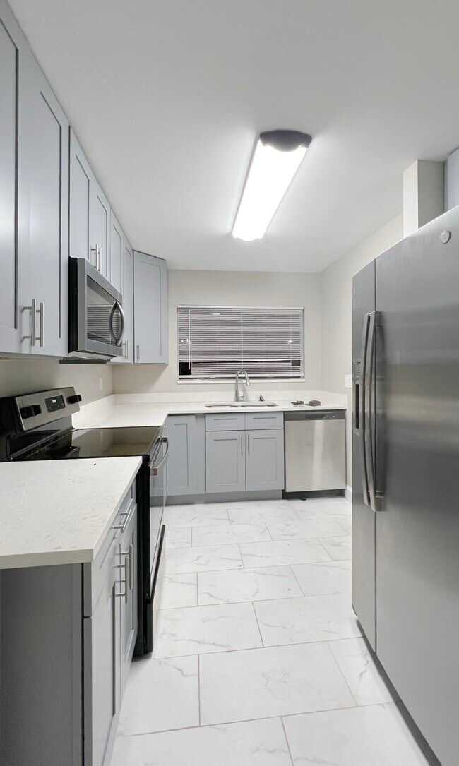 Foto del edificio - 12062 Socrates Dr