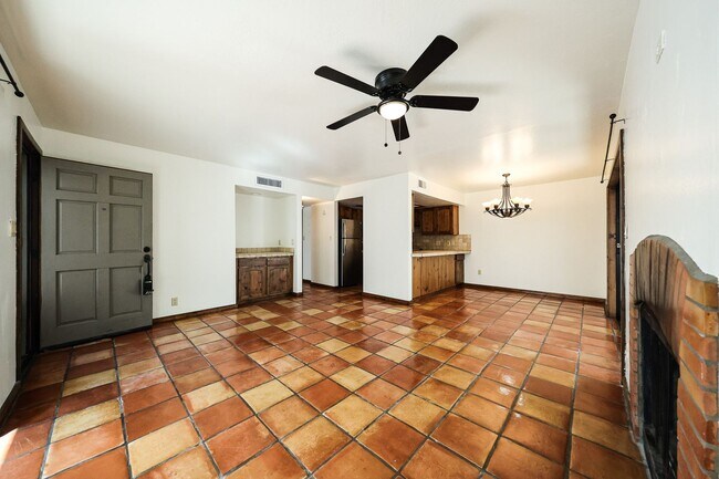 Foto del edificio - Great Downtown Scottsdale Location!