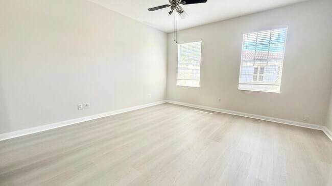 Building Photo - 2171 Tigris Dr