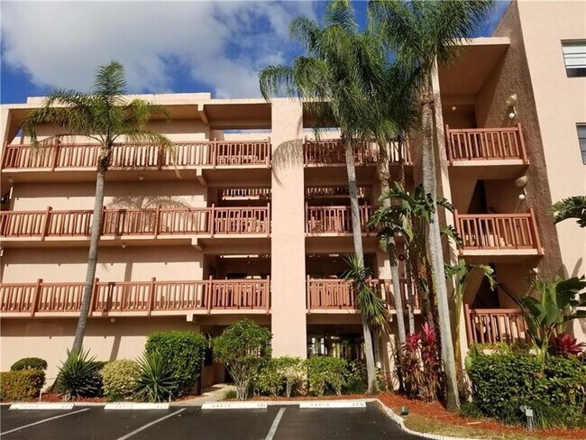 Foto del edificio - 1021 Mockingbird Ln