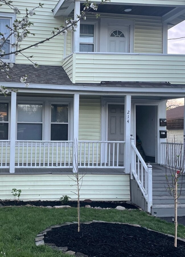 Building Photo - 214 Chemung St
