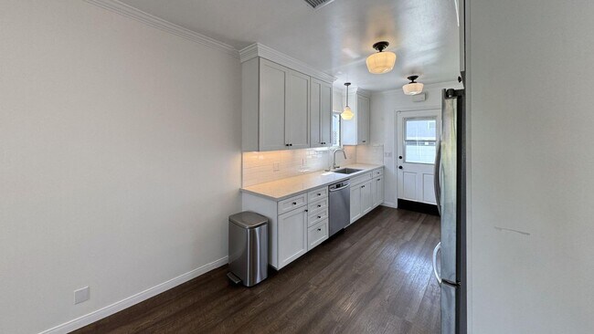 Foto del edificio - 3125 Stanford Ave