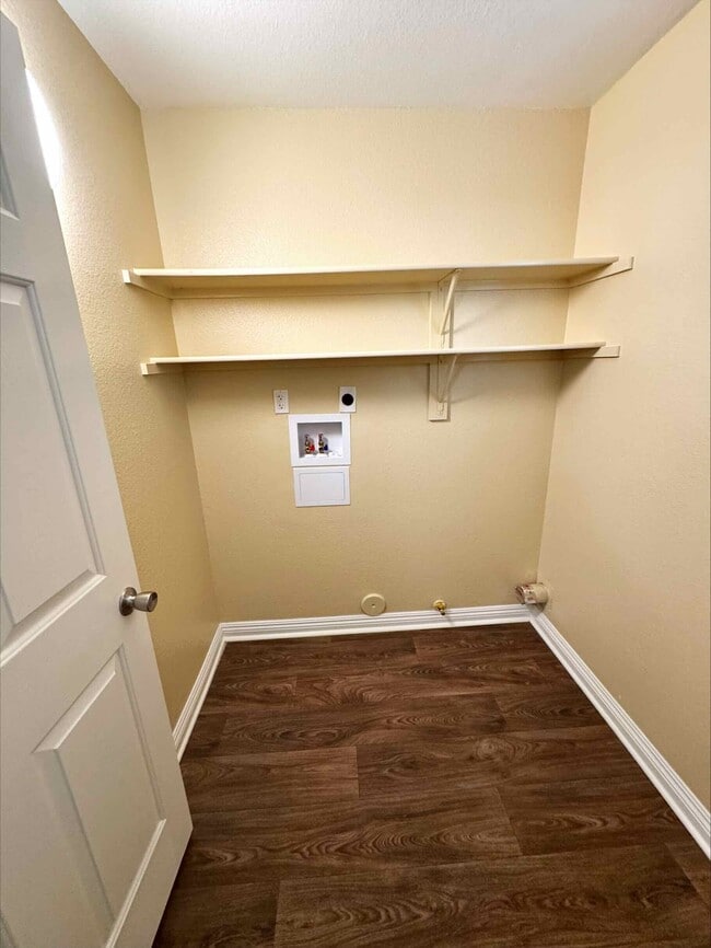 160 VAUGHN - Stuart Mesa - Military Housing