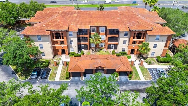 Foto del edificio - 5566 Metrowest Blvd