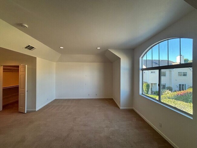 Foto del edificio - 525 Orange Grove Pl