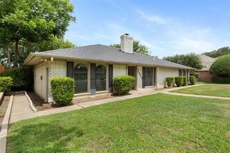 Building Photo - 7008 Church Park Dr