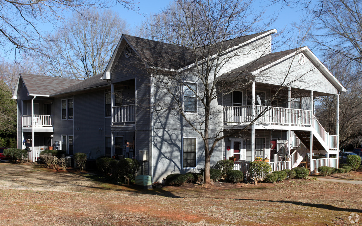 Primary Photo - Oakwood Apartments Phase 1