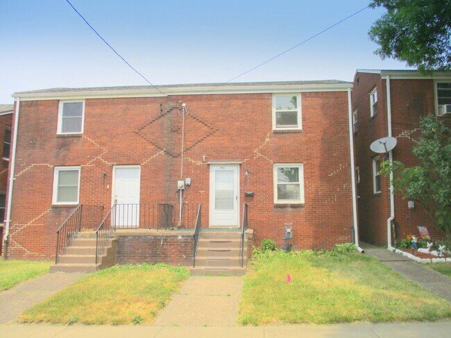 Building Photo - 791 23rd St