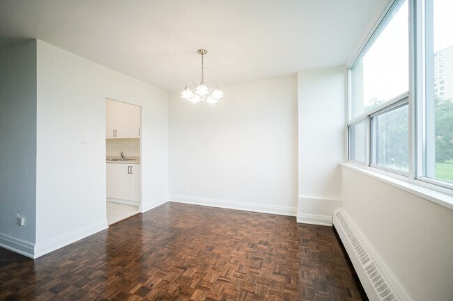 Photo du bâtiment - 185 Shaughnessy Blvd