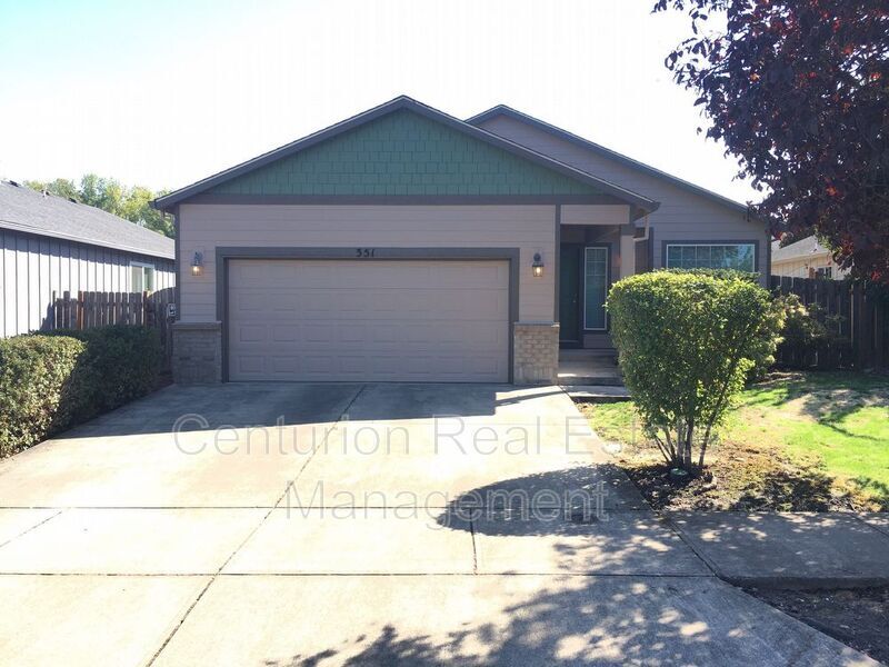 Foto principal - 351 NE Twister Ave