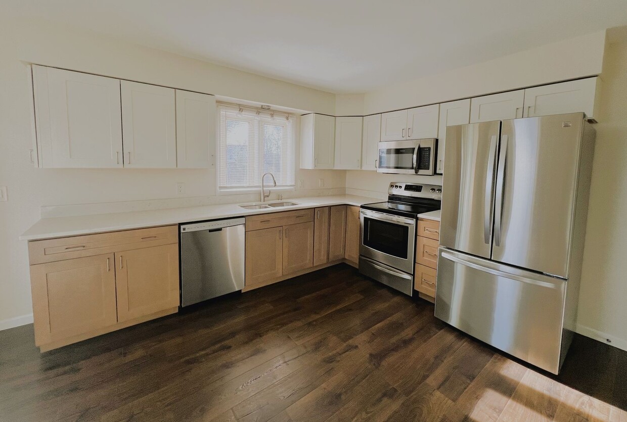 Foto principal - 91/93 Dickinson Ave