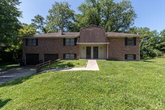 Building Photo - 2008 Juniper Dr