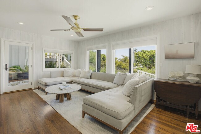 Building Photo - 26723 Latigo Shore Dr
