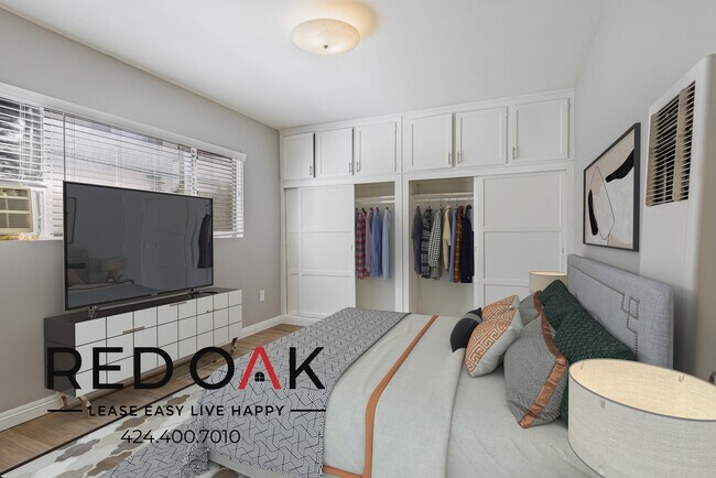 Foto del edificio - 320 S Sherbourne Dr