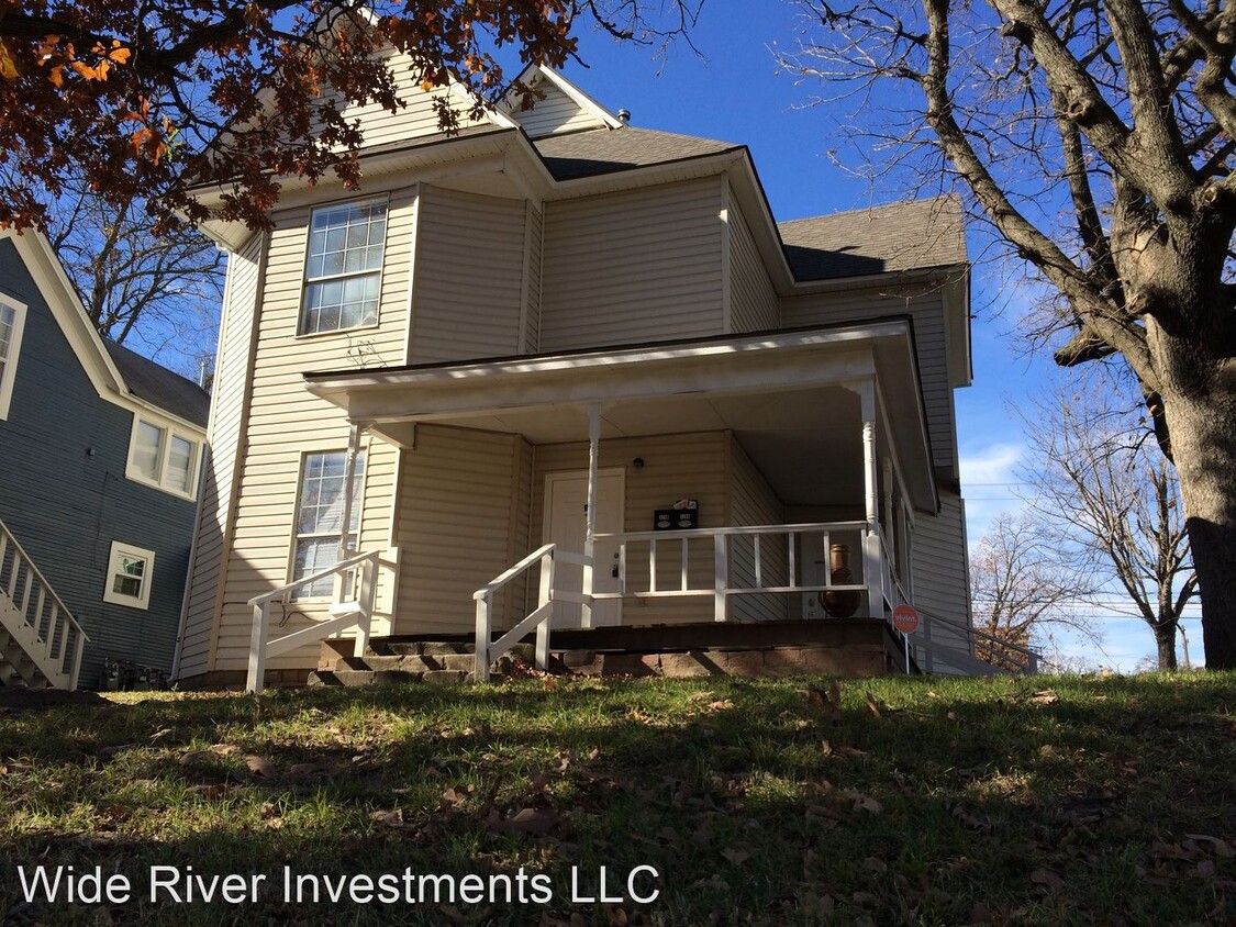 328 N Philadelphia Ave, Shawnee, OK 74801 Apartment for Rent in