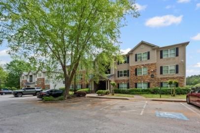 Building Photo - 5304 Fairington Club Dr