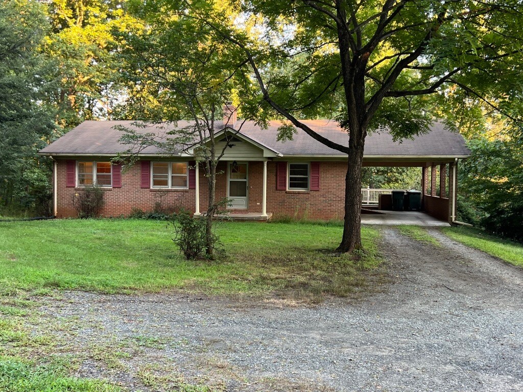 251 Gilbert Rd, Ruckersville, VA 22968 House Rental in Ruckersville