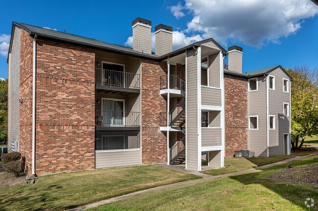 Building Photo - Newport Apartments