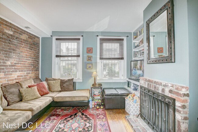 Foto del edificio - 2 br, 1 bath House - 424 11th St NE Unit 102