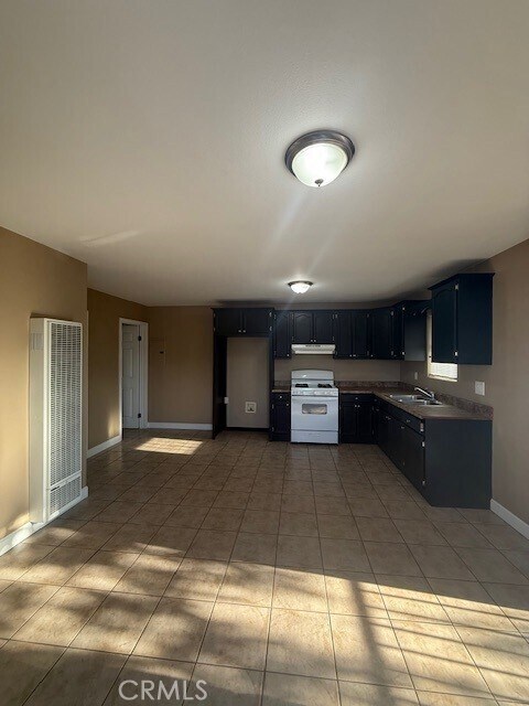 Foto del edificio - 1232 E 68th St