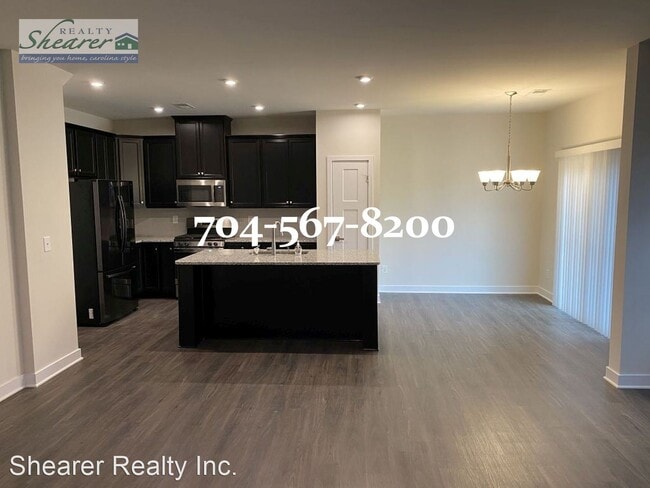 Building Photo - 3 br, 2.5 bath House - 10460 Dalton Woods ...
