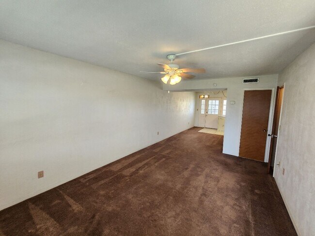 Foto del edificio - 50% off move in with 1 year lease agreement!!