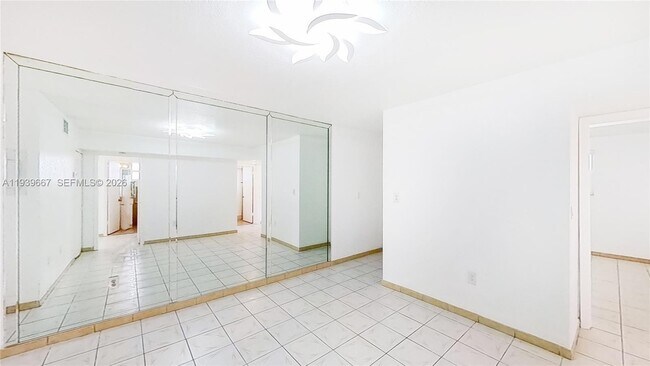 Foto del edificio - 199 SW 12th Ave