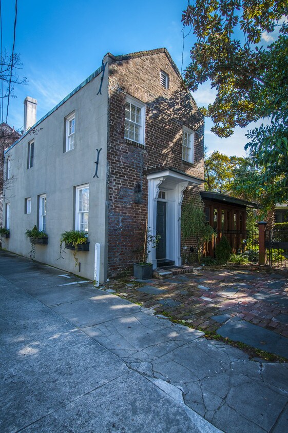 Foto principal - 149 Broad St