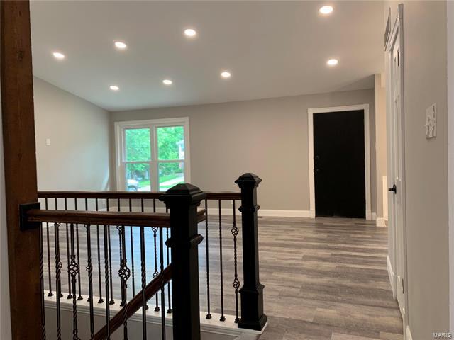 Building Photo - 2947 Meramar Dr