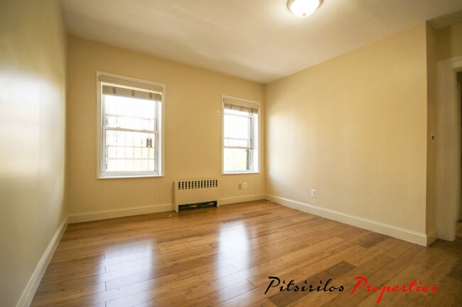 Building Photo - 309 Roebling St