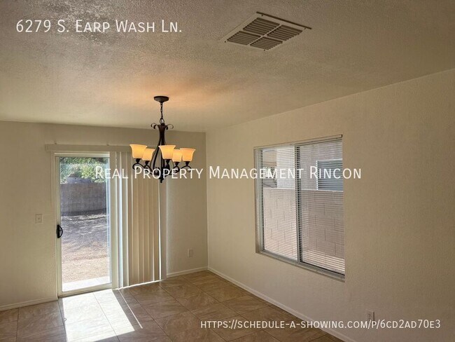 Foto del edificio - 6279 S Earp Wash Ln
