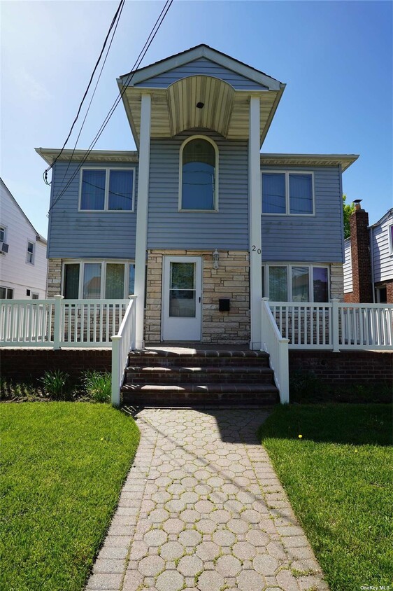Primary Photo - 20 Bedford Ave