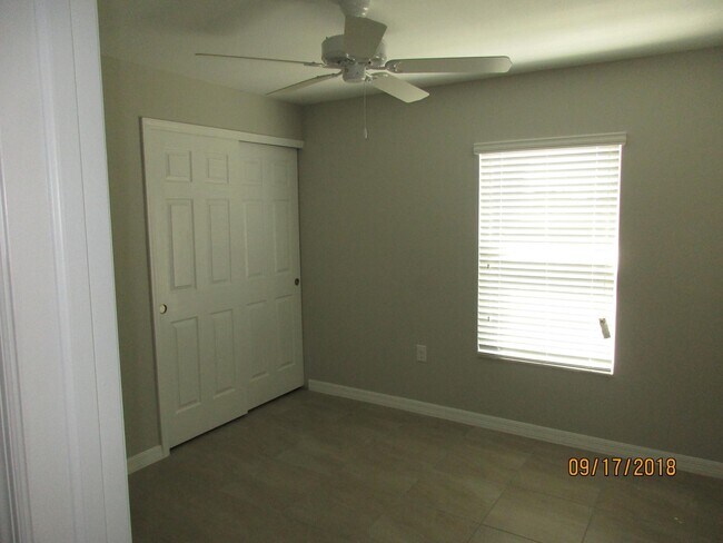 Foto del edificio - 1316-1318 Trafalgar Pkwy