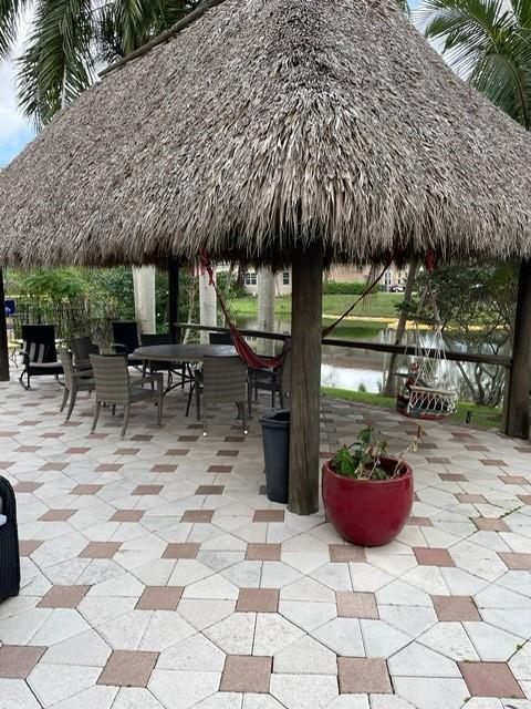 Foto del edificio - 5532 Estate Oak Cir