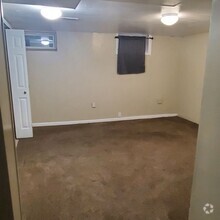Building Photo - 34987 Northview Cir