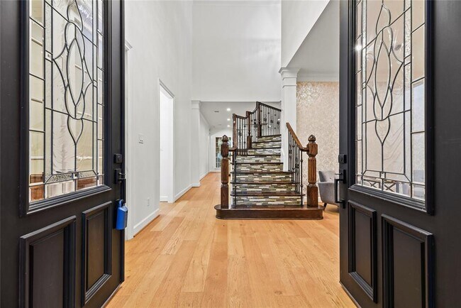Foto del edificio - 4306 Stonecroft Cir