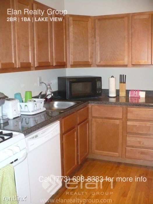Foto del edificio - 1423 W Addison St