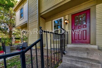 Building Photo - 1811 S Quebec Way