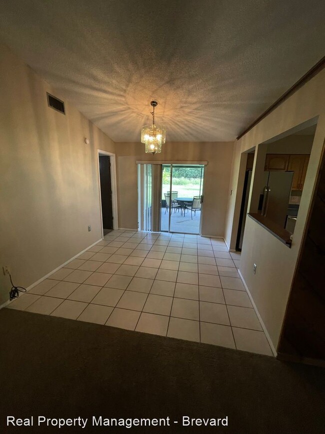 Building Photo - 3 br, 2 bath House - 321 Krefeld Road NW