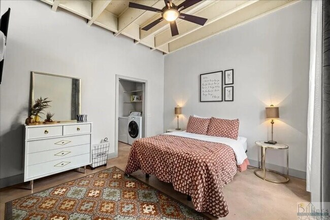 Foto del edificio - 2915 2nd Ave S