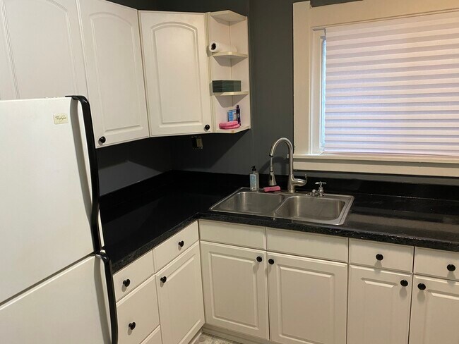 New Counter Tops - 444 2nd St