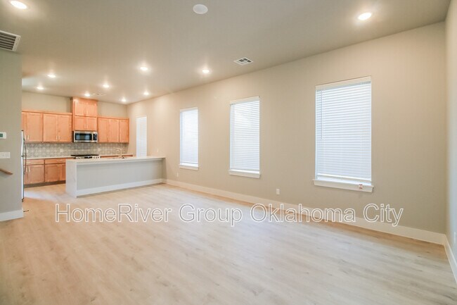 Foto del edificio - 2545 NW 131st St