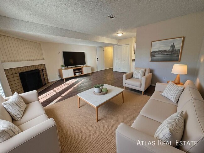 Foto del edificio - 1075 Holli Springs Ln