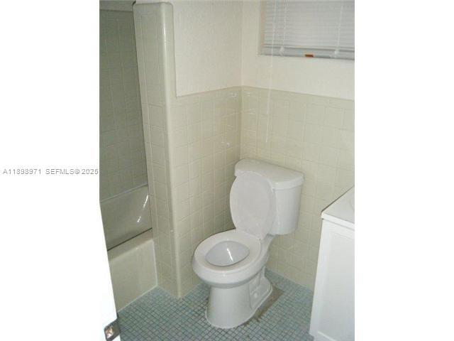 Foto del edificio - 107 Allen Rd